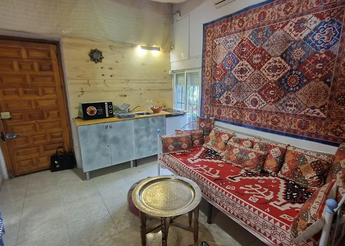 Apartamento Sleep & Shower In A Typical District *