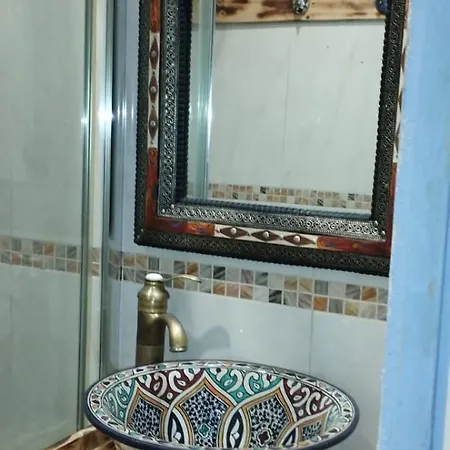 Sleep & Shower In A Typical District Cordoba