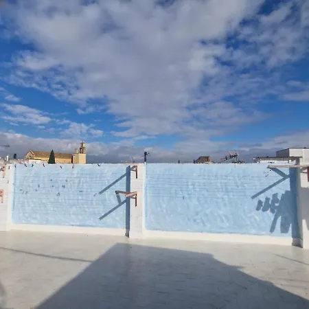 Sleep & Shower In A Typical District *