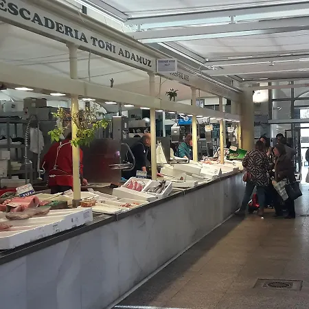 Apartamento Sleep & Shower In A Typical District *