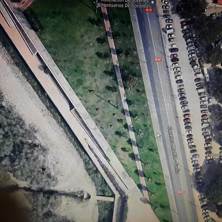 Sleep & Shower In A Typical District Córdoba